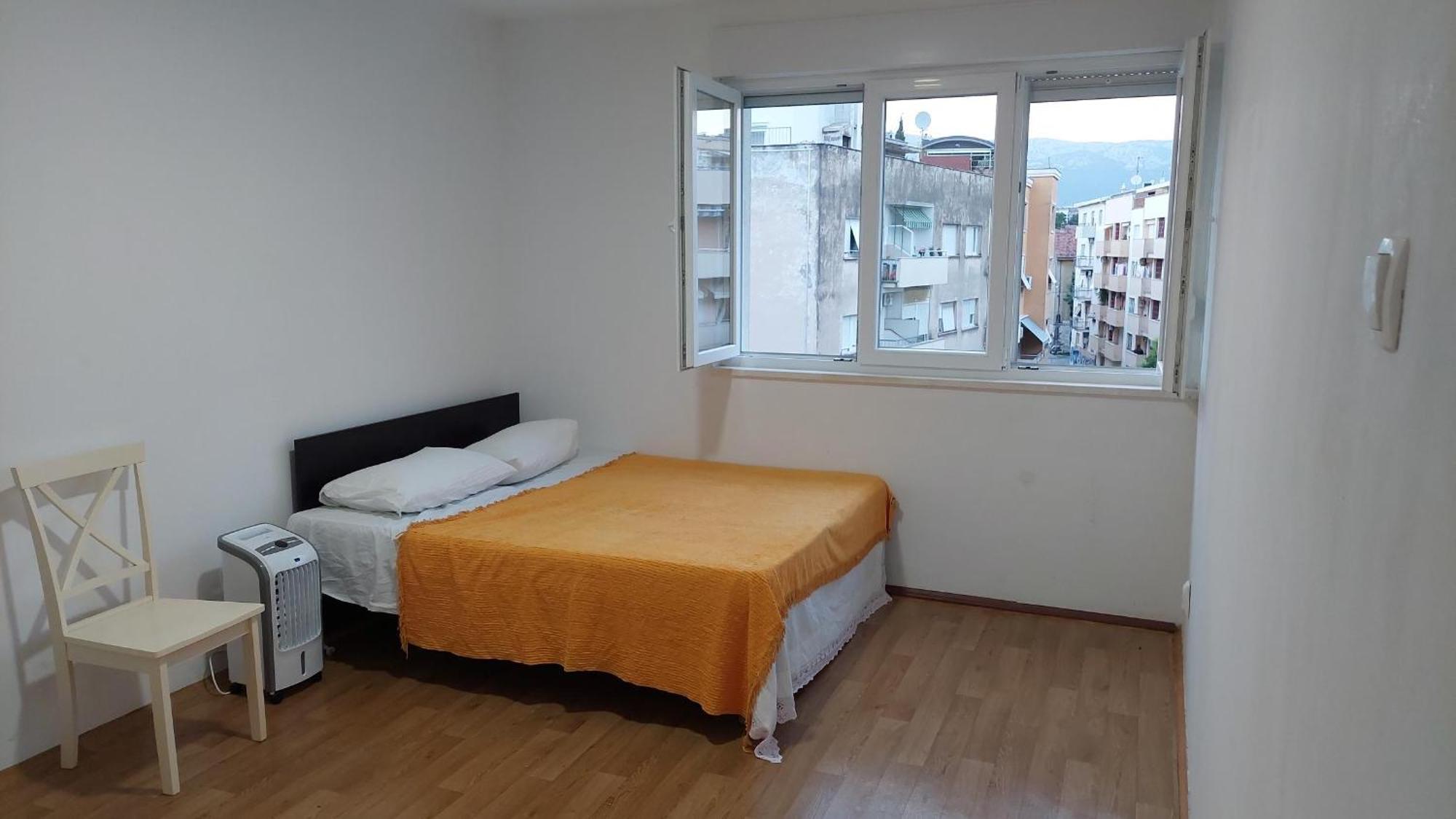 Room With Private Toilet And Terrace In City Center In Shared Apartment Split Exteriör bild